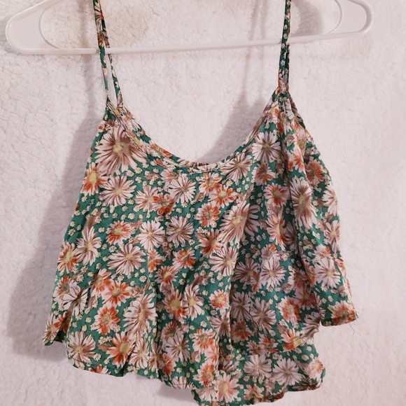 Timing Green Floral Crop Top - Picture 3 of 4